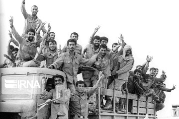 اولین لحظات آزادسازی خرمشهر