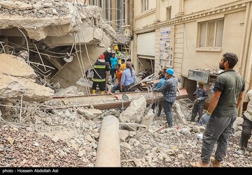 آواربرداری ساختمان مترو پل آبادان