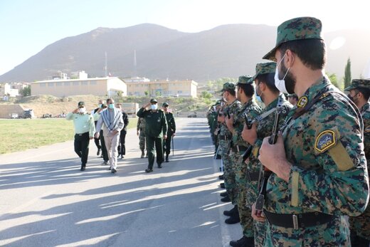 برگزاری صبحگاه مشترک نیروهای مسلح چهارمحال و بختیاری به مناسبت سوم خرداد