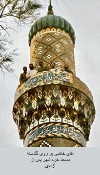 عکسی دیده نشده از خاتمی در خرمشهر پس از آزادی 2