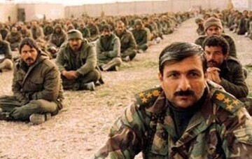 اعلام آمار تلفات و اسرای «دشمن» در عملیات آزادسازی خرمشهر از سوی دریادار سیاری  اعلام آمار تلفات و اسرای «دشمن» در عملیات آزادسازی خرمشهر از سوی دریادار سیاری