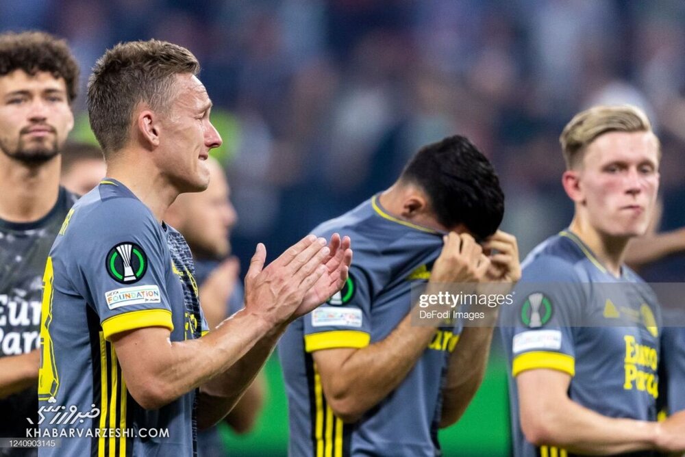 اشکهای علیرضا جهانبخش پس از ناکامی در فینال لیگ کنفرانس/عکس