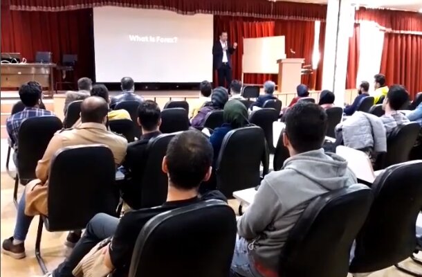 آموزش ارز دیجیتال و بورس فارکس در اصفهان