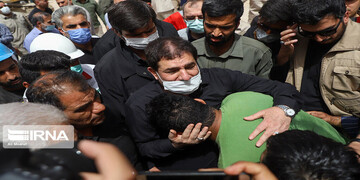 دستیار معاون اول رئیسی : آغوش ، فراموشی نیست، اما تسکین است.... دستیار معاون اول رئیسی : آغوش ، فراموشی نیست، اما تسکین است....