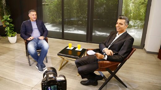 عادل فردوسیپور در مشهد پا به توپ میشود