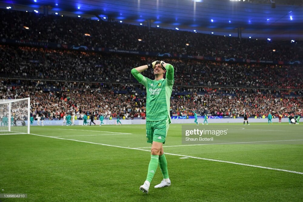 عکس |  اشک های تیبو کورتوا پس از قهرمانی با رئال مادرید