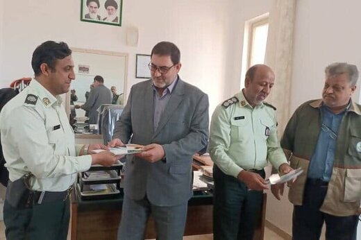 ۳۳ محموله چوب و زغال تاغ در شهرستان شاهرود کشف شد