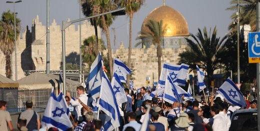 توهین صهیونیست‌ها به پیامبر اسلام در راهپیمایی پرچم
