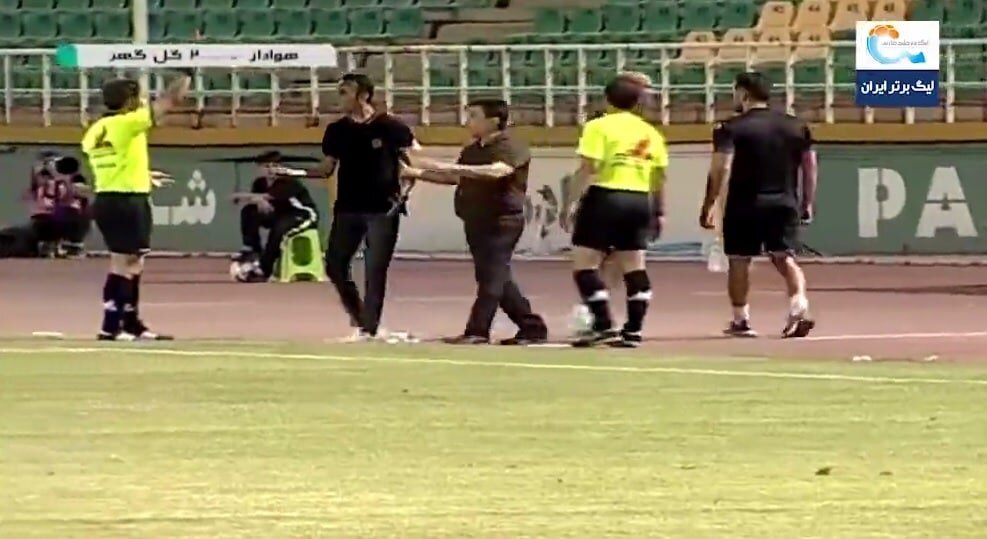 اعتراض قلعهنویی به اخراج عنایتی!/عکس