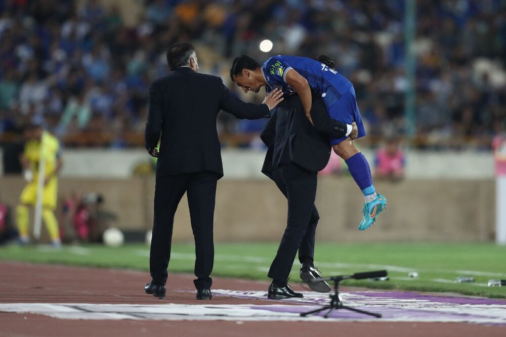 حردانی روی دوش مجیدی تعویض شد!/عکس