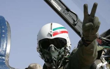 خاطرات عقاب ها ، ستاره‌های نبرد هوایی ایران / خلبانی که آخرین بمب جنگ را زد