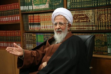  «بازتوییت» معنادار آیت‌الله جوادی‌آملی در انتقاد از محدودسازی فضای مجازی / اگر واقعاً ما آدم‌های درستی باشیم ...