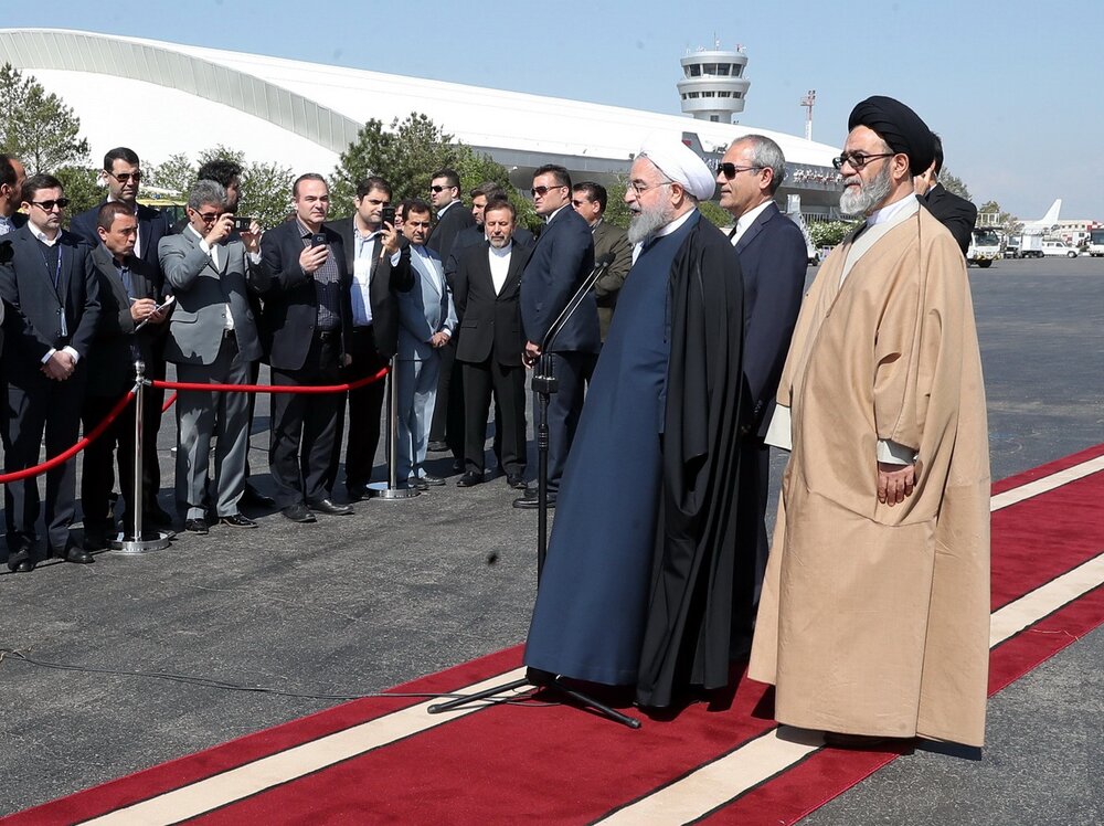 رئیسی در ابتدای ورود به تبریز : نمیخواهیم طرح جدیدی را شروع کنیم / کار جدی ما سامان دادن به طرح های نیمه تمام است.