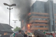 ببینید | آتش‌سوزی گسترده در یک مرکز تجاری در مسکو