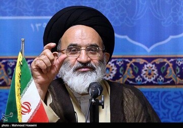 نماینده مجلس : دیگر نمی‌شود کشور را با یارانه اداره کرد / دشمن امید بسته ، مردم را به خیابان‌ها بکشاند