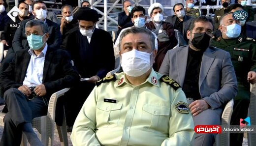 حضور شخصیت های سیاسی و نظامی در مراسم ارتحال امام خمینی (ره)