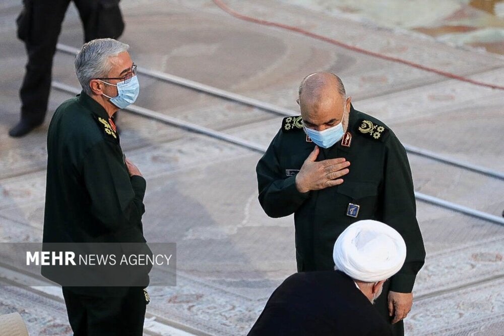 احوالپرسی فرمانده کل سپاه با حسن روحانی + عکس 2