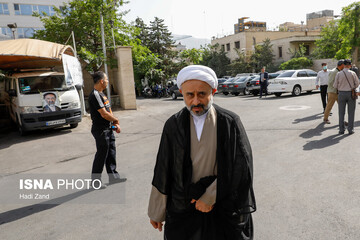مراسم تشییع پیکر حجت‌الاسلام سید محمود دعایی