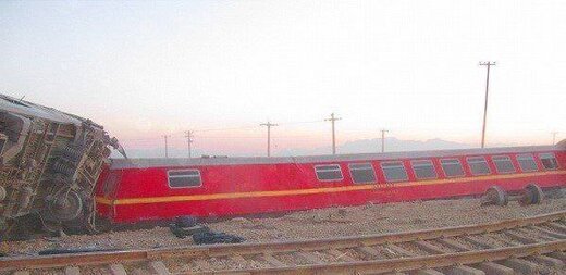 اولین تصاویر از محل حادثه دلخراش خارج شدن قطار از ریل!