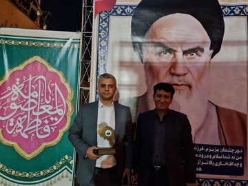تجلیل از دکتر محمد کهندل در یادواره شهدای ورزشکار کرمان