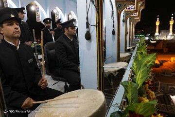 آیین نقاره نوازی شب میلاد حضرت رضا علیه السلام
