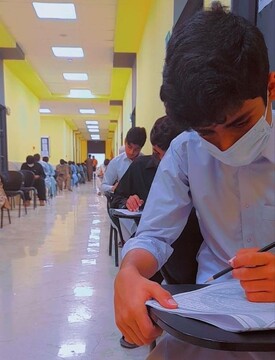 برگزاری آزمون اعطای کمک هزینه سازمان منطقه آزاد چابهار در دبیرستان دانا و توانا دانشگاه بین المللی چابهار