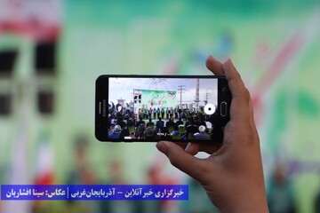 آغاز دهمین دوره جشنواره گل‌های ارومیه با استقبال پرشور مردم