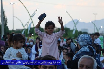آغاز دهمین دوره جشنواره گل‌های ارومیه با استقبال پرشور مردم