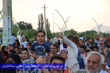 آغاز دهمین دوره جشنواره گل‌های ارومیه با استقبال پرشور مردم