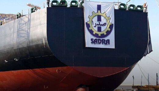 آیین تحویل دومین نفتکش «آفراماکس» با حضور رئیسی