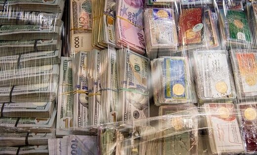 بازداشت گسترده معامله‌گران فردایی ارز و سکه