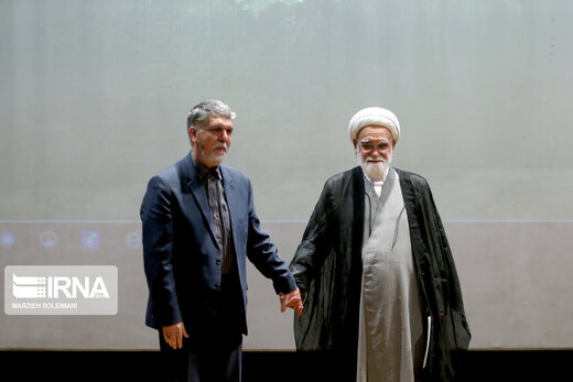 «اطلاعات» طبق حکم رهبری باید زبان گویای همه گروه ها باشد