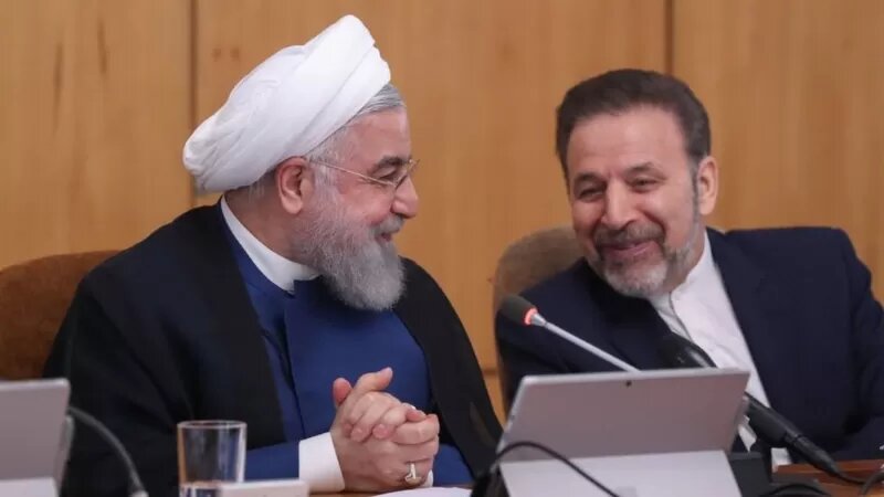 روحانی قصد بازنشستگی سیاسی دارد؟ ماجرای استعفای اعتراضی ظریف و انتشار فایل صوتی او چه بود ؟ / واعظی پاسخ داد