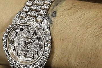 عکس | ساعت میلیاردی و فوق لوکس سردار آزمون