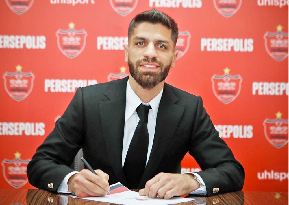 تیپ ویژه هافبک ملیپوش برای تمدید با پرسپولیس/عکس