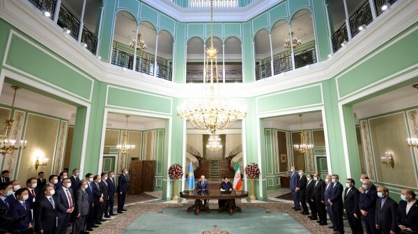 اعلام مواضع مشترک ایران و قزاقستان در نشست مطبوعاتی روسای جمهور دو کشور