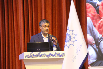 رئیس اتاق بازرگانی کرمان: احیای شرکت فرش می تواند در اقتصاد و اشتغال استان تاثیرگذار باشد