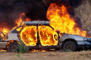 ببینید | شدت گرمای اهواز یک خودرو را به آتش کشید!