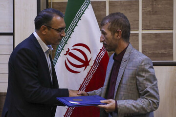 حکم سرپرستی شهرداری کرج به منوچهر غفاری تحویل داده شد