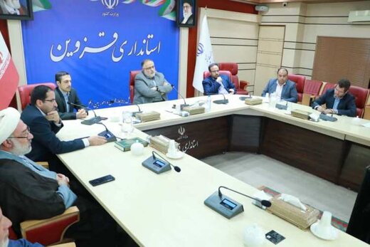 استاندار قزوین: راه‌اندازی پروژه‌های شیلاتی از اولویت‌های استان است