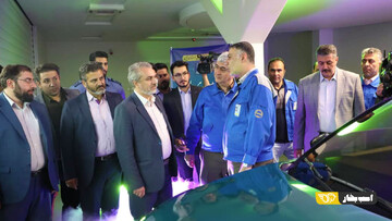 ری را ؛ کراس اوور ملی ایران خودرو رونمایی شد