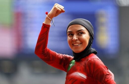عداءة ايرانية تحطم الرقم القياسي العالمي لسباق الـ 100 متر نساء