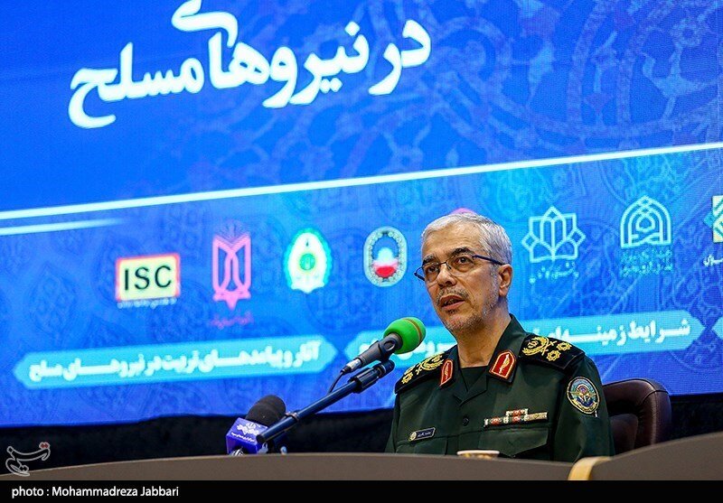 سرلشکر باقری : با تهدیدهای سخت نظامی از سوی قدرت های بزرگ روبرو هستیم / بازوی قدرتمند روحانیت در تمامی نیروهای مسلح حضور دارند