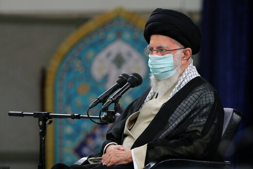 قائد الثورة : رمز اقتدار ايران يكمن في الصمود وعدم الخوف من الاعداء