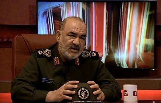 دستنوشته فرمانده کل سپاه برای رئیس سابق سازمان اطلاعات سپاه + عکس