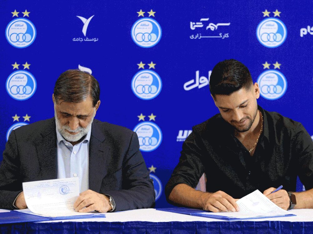 ستاره استقلال دوساله تمدید کرد/عکس