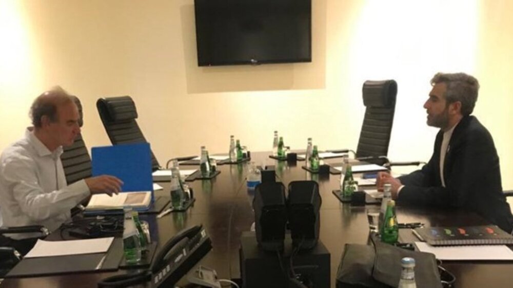 فعال سیاسی اصولگرا : متن پیشنهادی اروپا منتشر شود تا بتوان نقد کرد / سکوت تیم مذاکره ، مورد انتقاد است