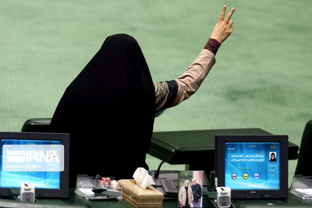 «پیگیریم ، قالیباف قول دو هفته آینده داد / صدای پای بازگشت «صیانت» به صحن