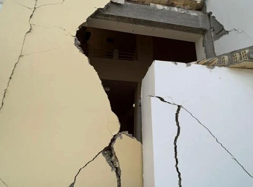 تصاویری از خرابی‌های صددرصدی زلزله بندر خمیر