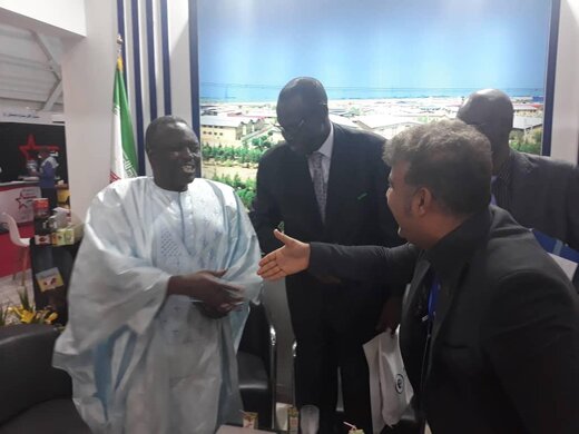 دیدار مدیرعامل شرکت کاستیک سودا رستاک با سفیر سنگال